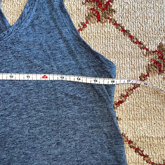 ARITZIA TNA Racerback Tank Top - Picture 9 of 14